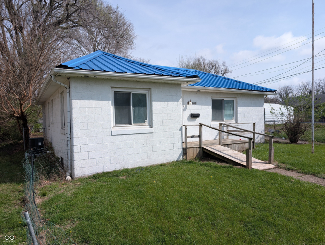Listing Image 2