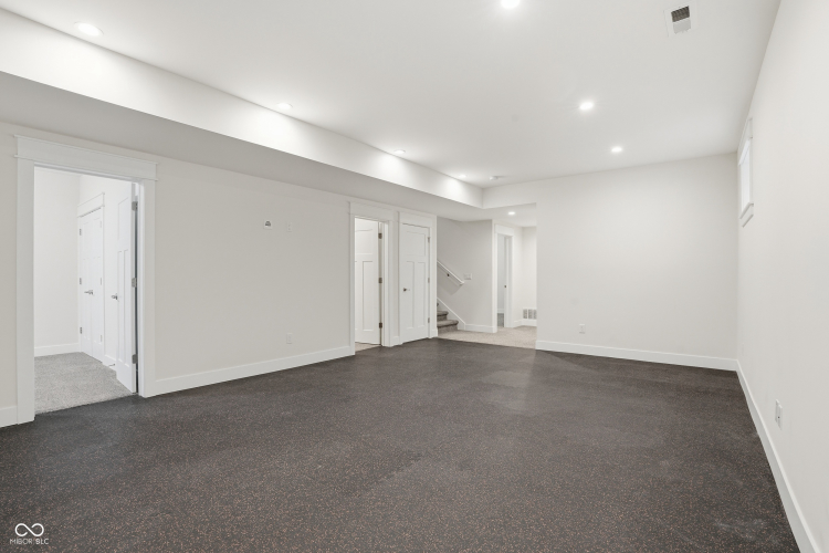 Listing Image 37