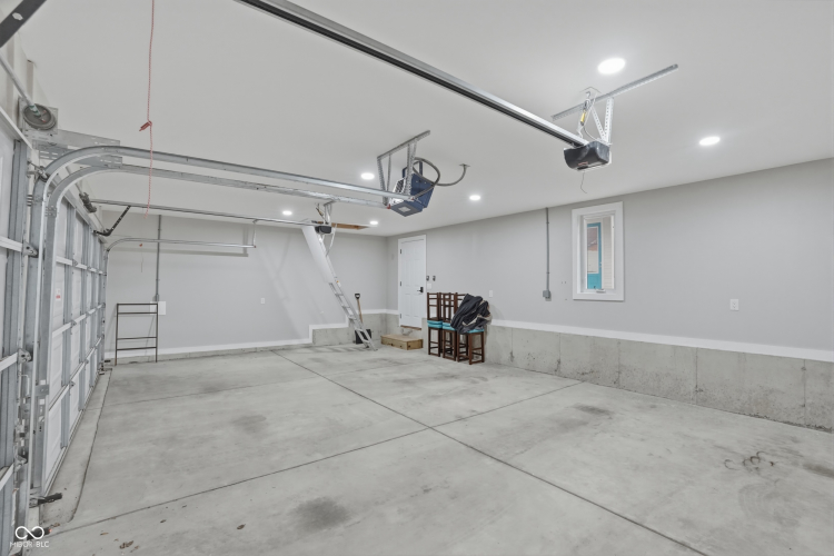Listing Image 53
