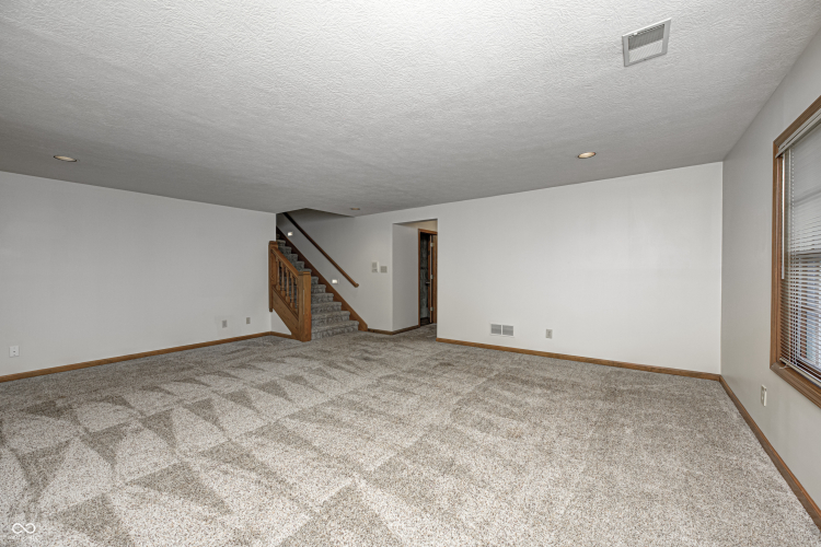 Listing Image 51