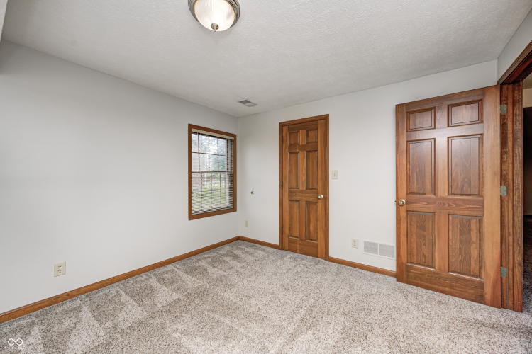 Listing Image 53