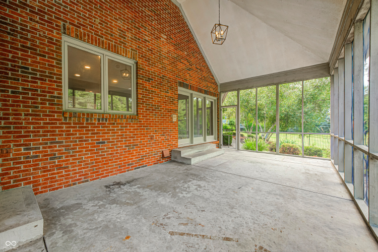 Listing Image 58