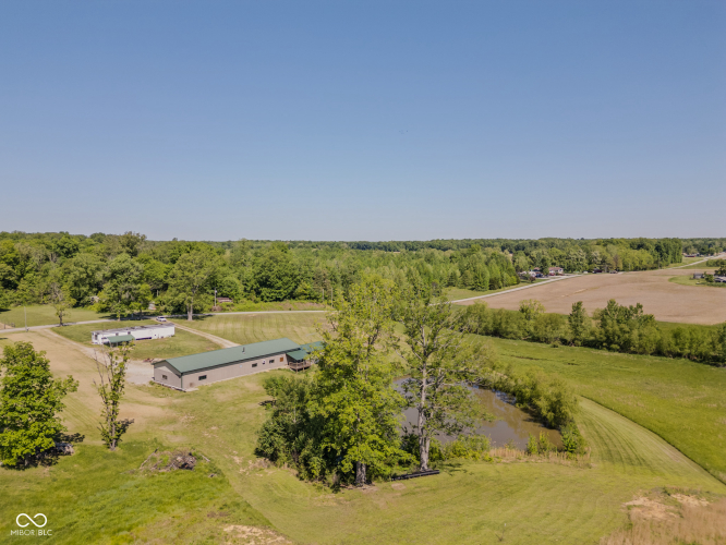 Listing Image 40