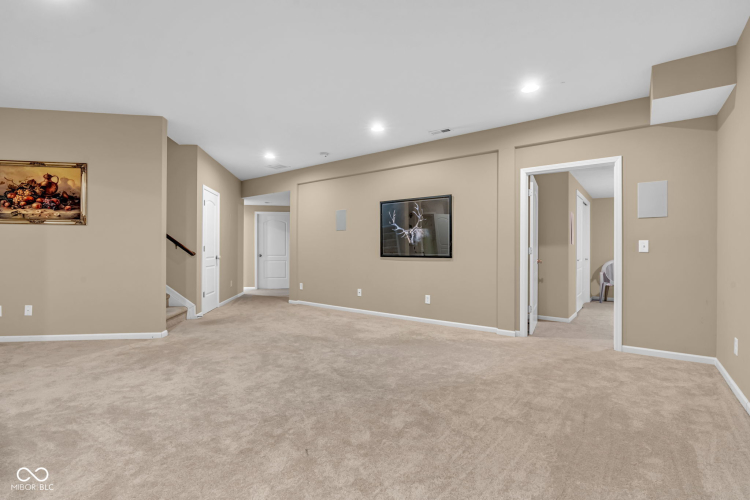 Listing Image 48