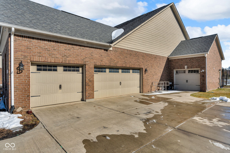 Listing Image 76