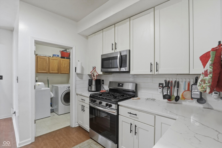 Listing Image 22