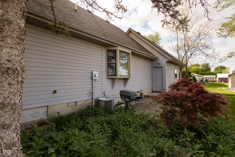 Listing Image 22