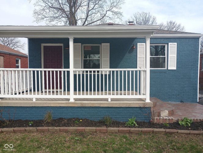 Listing Image 3