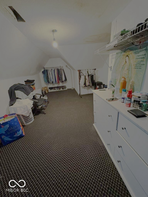 Listing Image 28