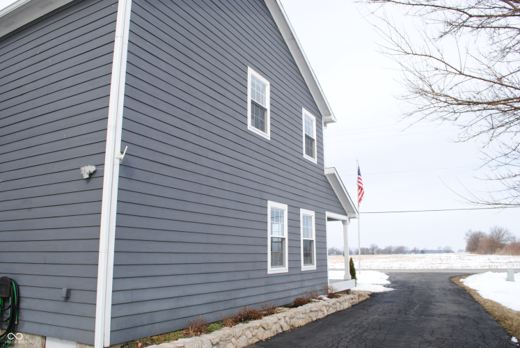 Listing Image 53