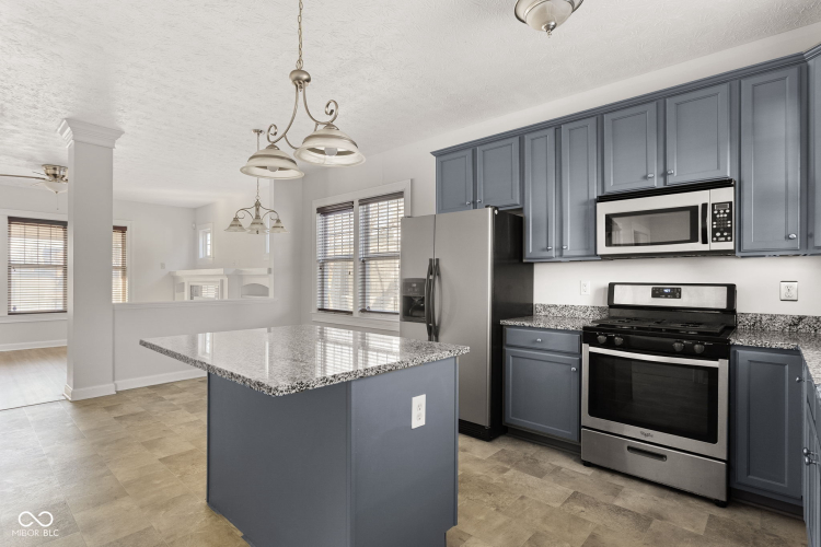 Listing Image 18