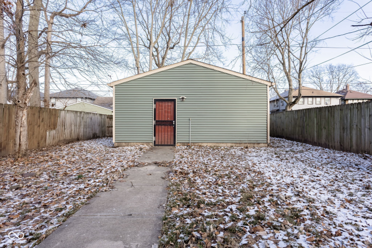 Listing Image 42