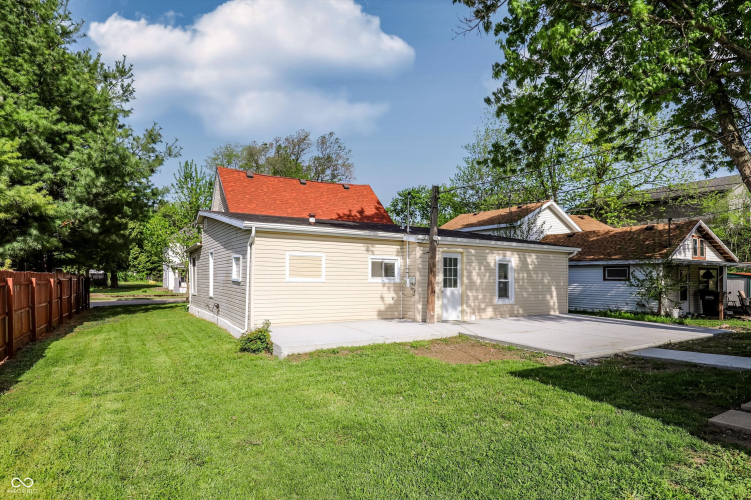 Listing Image 45