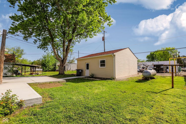 Listing Image 46