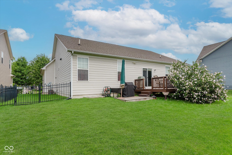 Listing Image 26