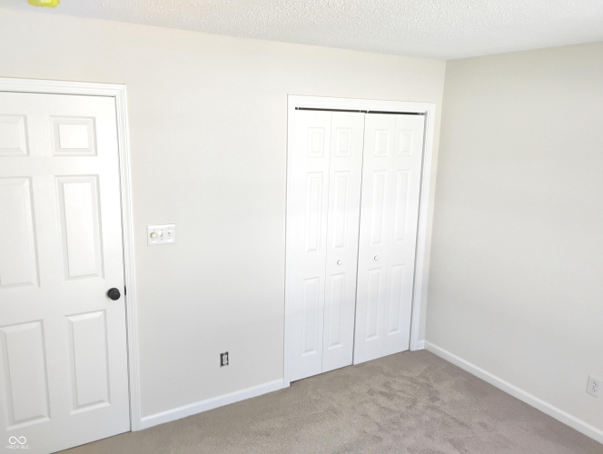 Listing Image 24