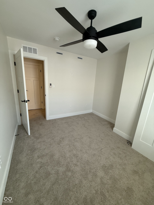 Listing Image 29