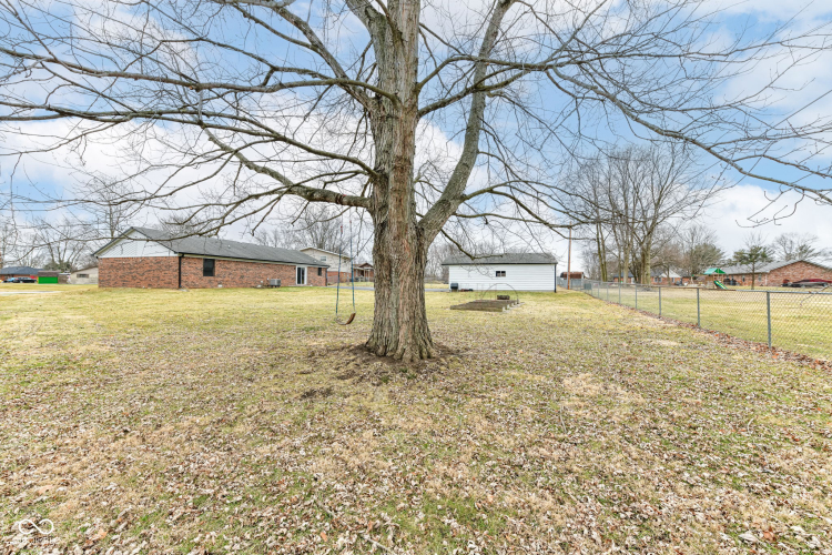 Listing Image 42