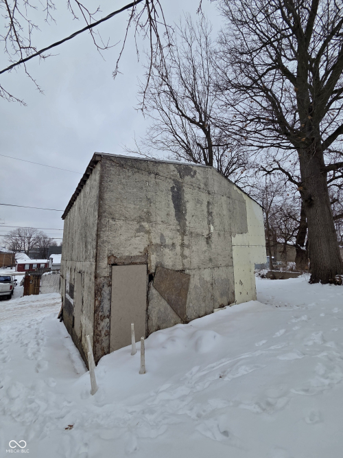 Listing Image 10