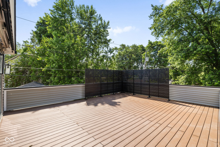 Listing Image 19