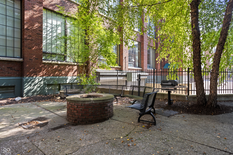 Listing Image 53