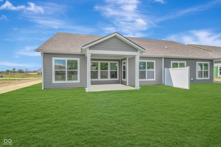Listing Image 16