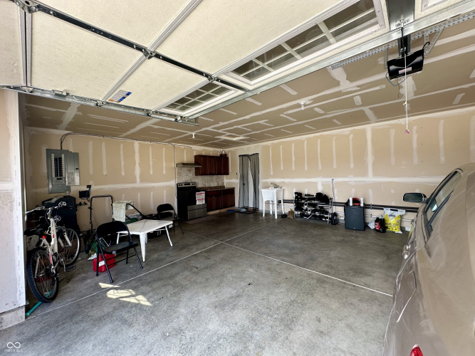 Listing Image 46