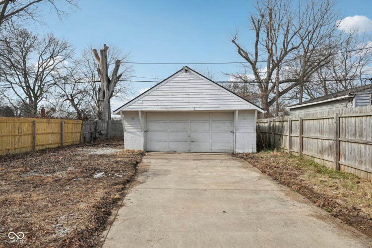 Listing Image 32