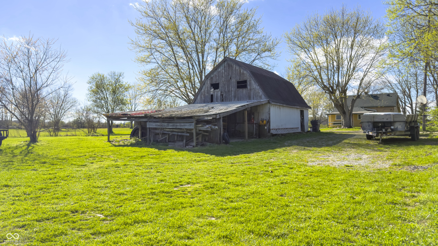 Listing Image 14