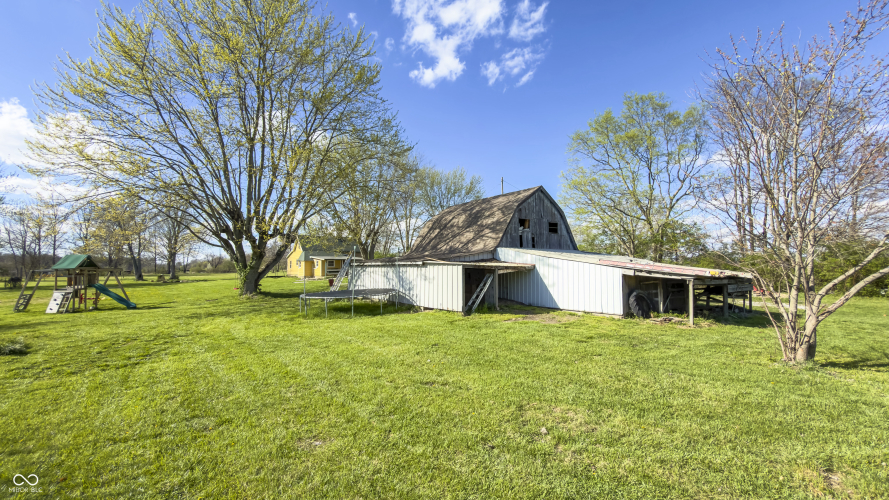 Listing Image 10