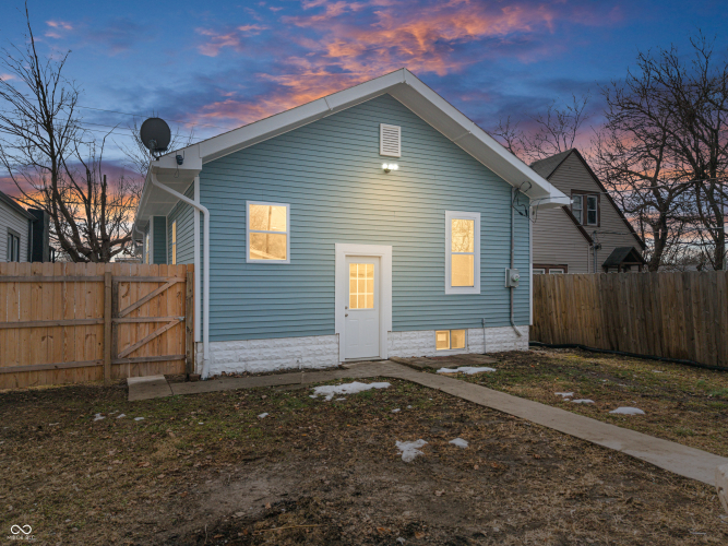 Listing Image 21