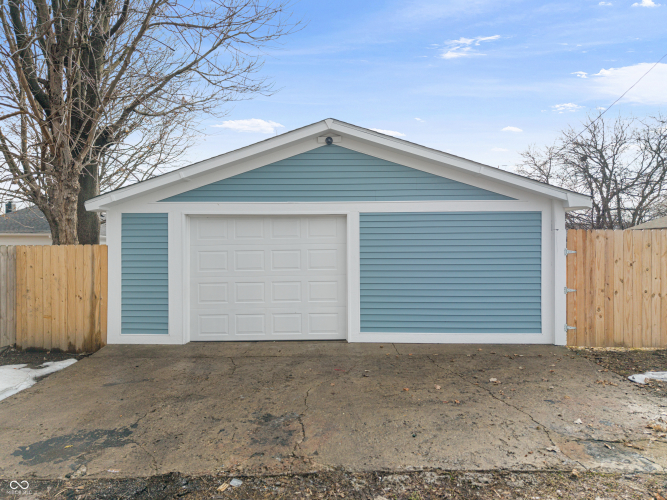 Listing Image 22