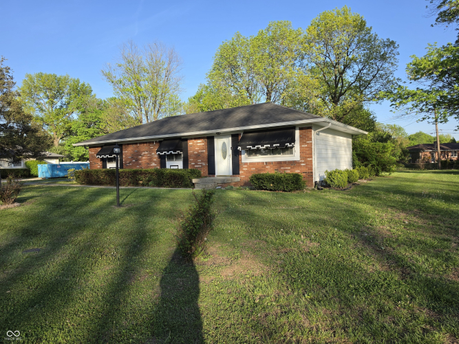 Listing Image 4