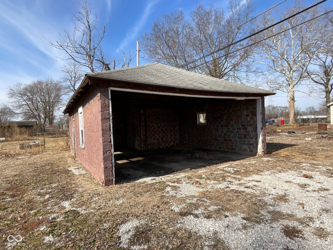Listing Image 6