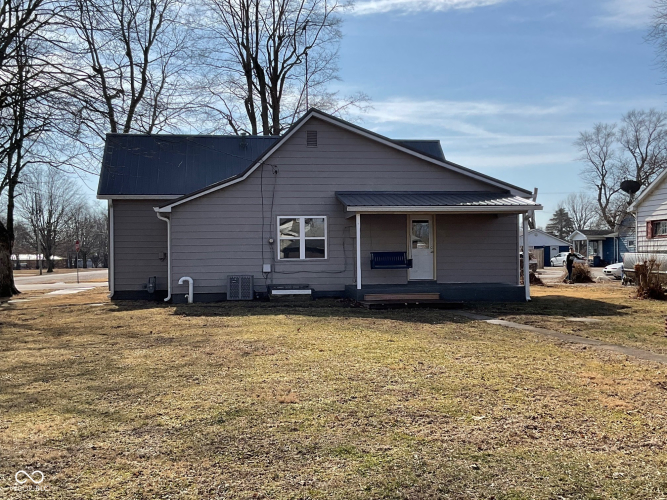 Listing Image 7