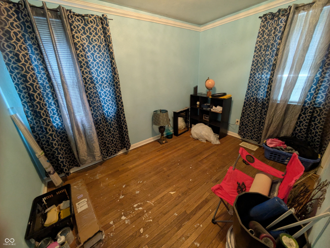 Listing Image 3