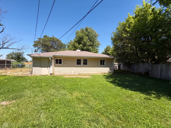 Listing Image 5