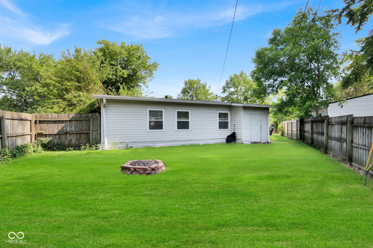 Listing Image 5