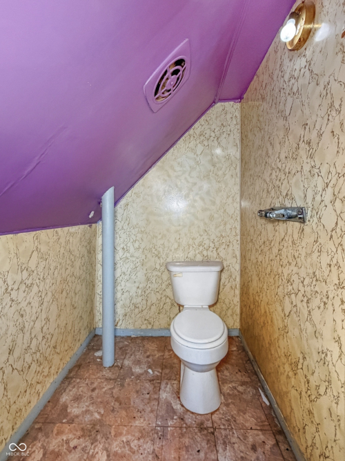 Listing Image 43