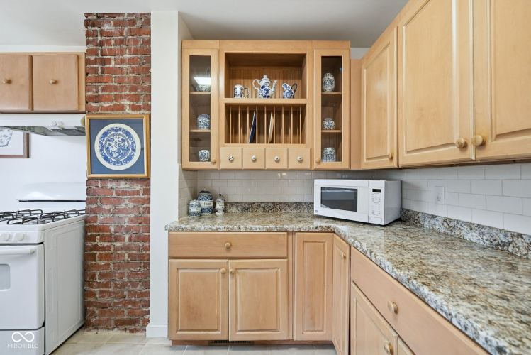Listing Image 21