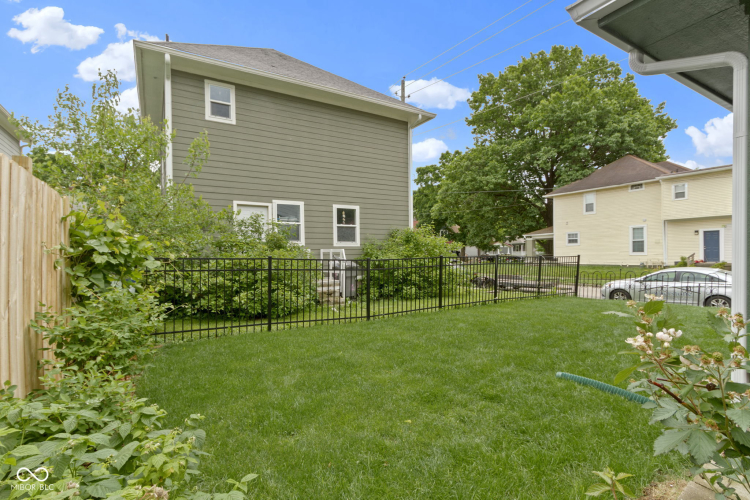 Listing Image 42