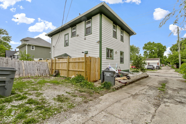 Listing Image 45