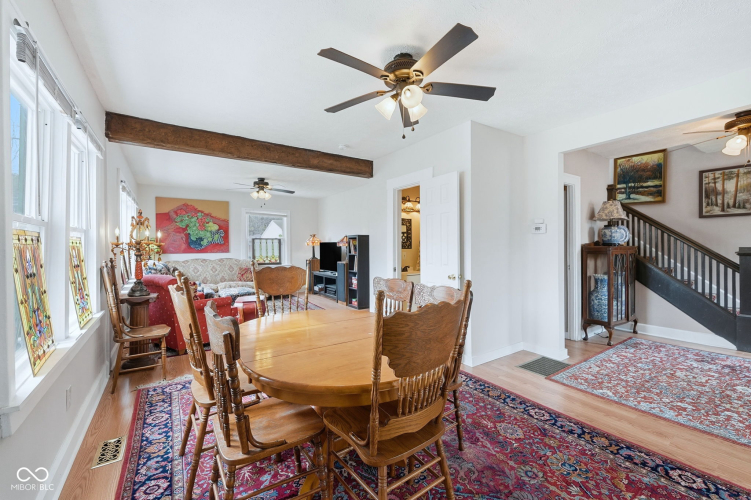 Listing Image 7
