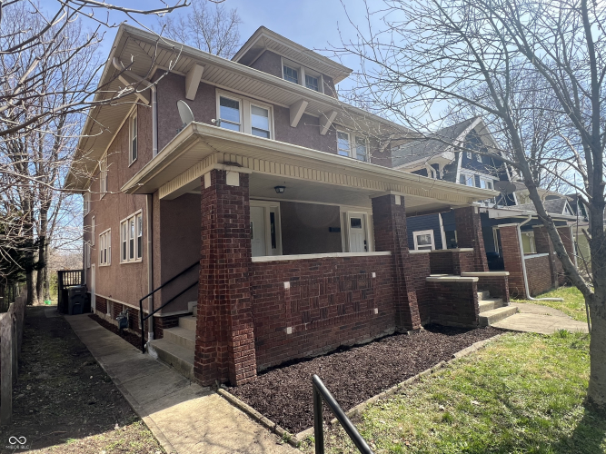 Listing Image 19