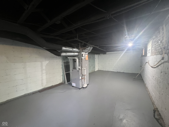 Listing Image 37