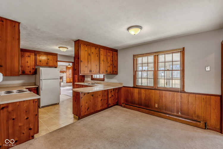 Listing Image 19
