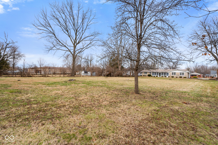 Listing Image 52