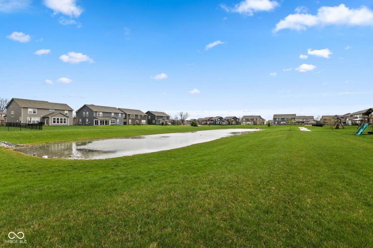 Listing Image 102