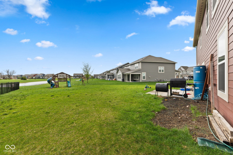 Listing Image 97