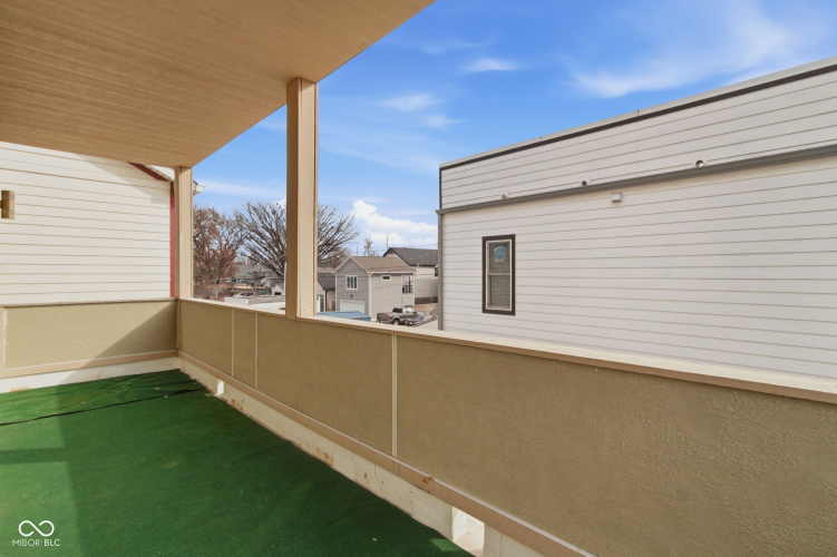 Listing Image 54